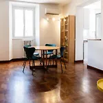 Casa Medea アパート